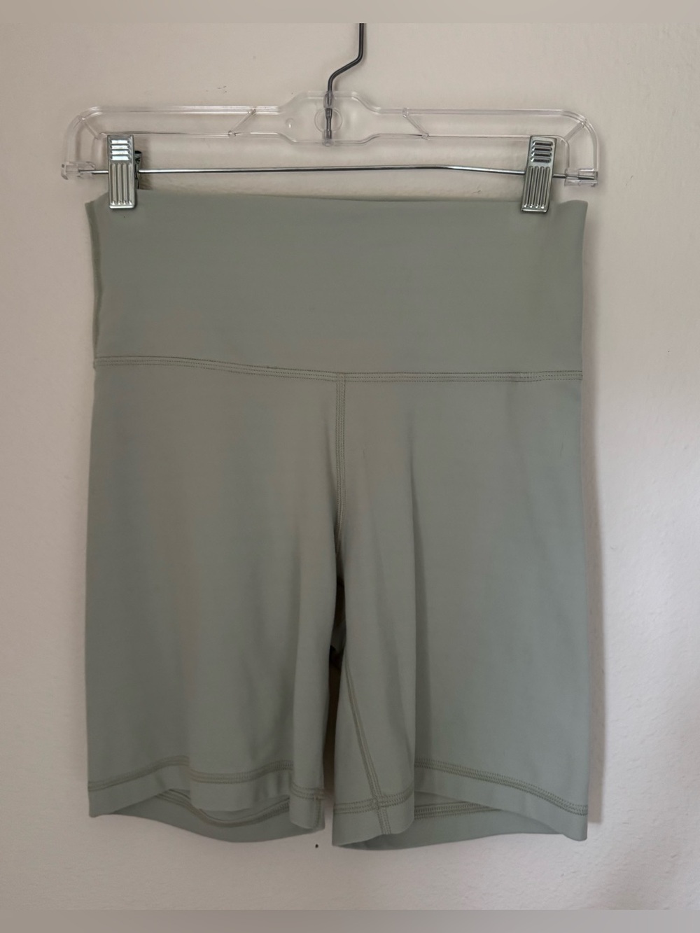 Aritzia TNA Butter High Rise Women's Bike Shorts - Sage Green | Size Medium